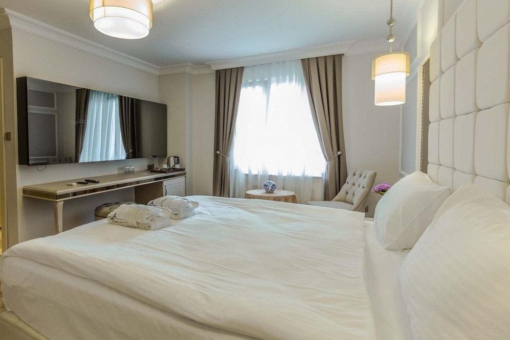 The Constantine Hotel Family Room 3