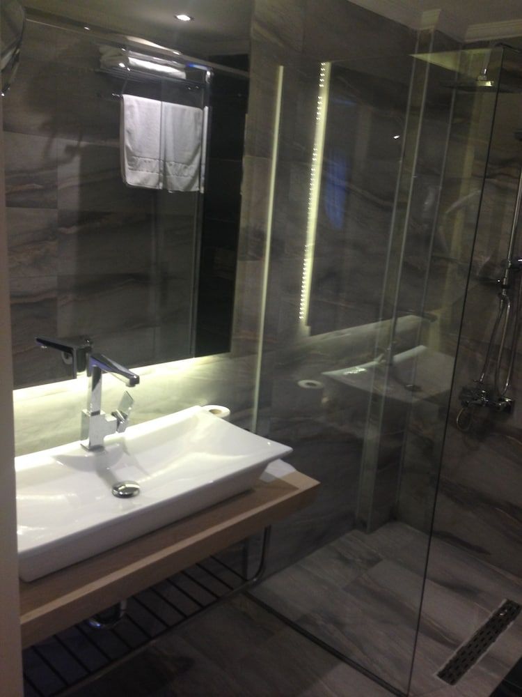 The Constantine Hotel Family Room 7