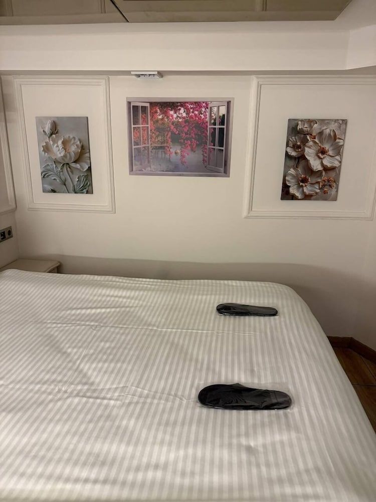 undefined The Constantine Hotel 6