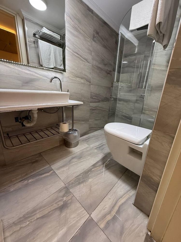 undefined The Constantine Hotel 10