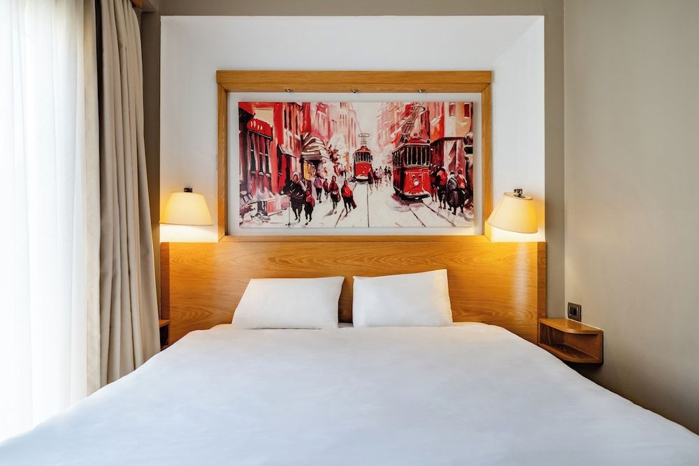 Beyoglu MLS Hotel Standard Double or Twin Room, 1 Double Bed 9