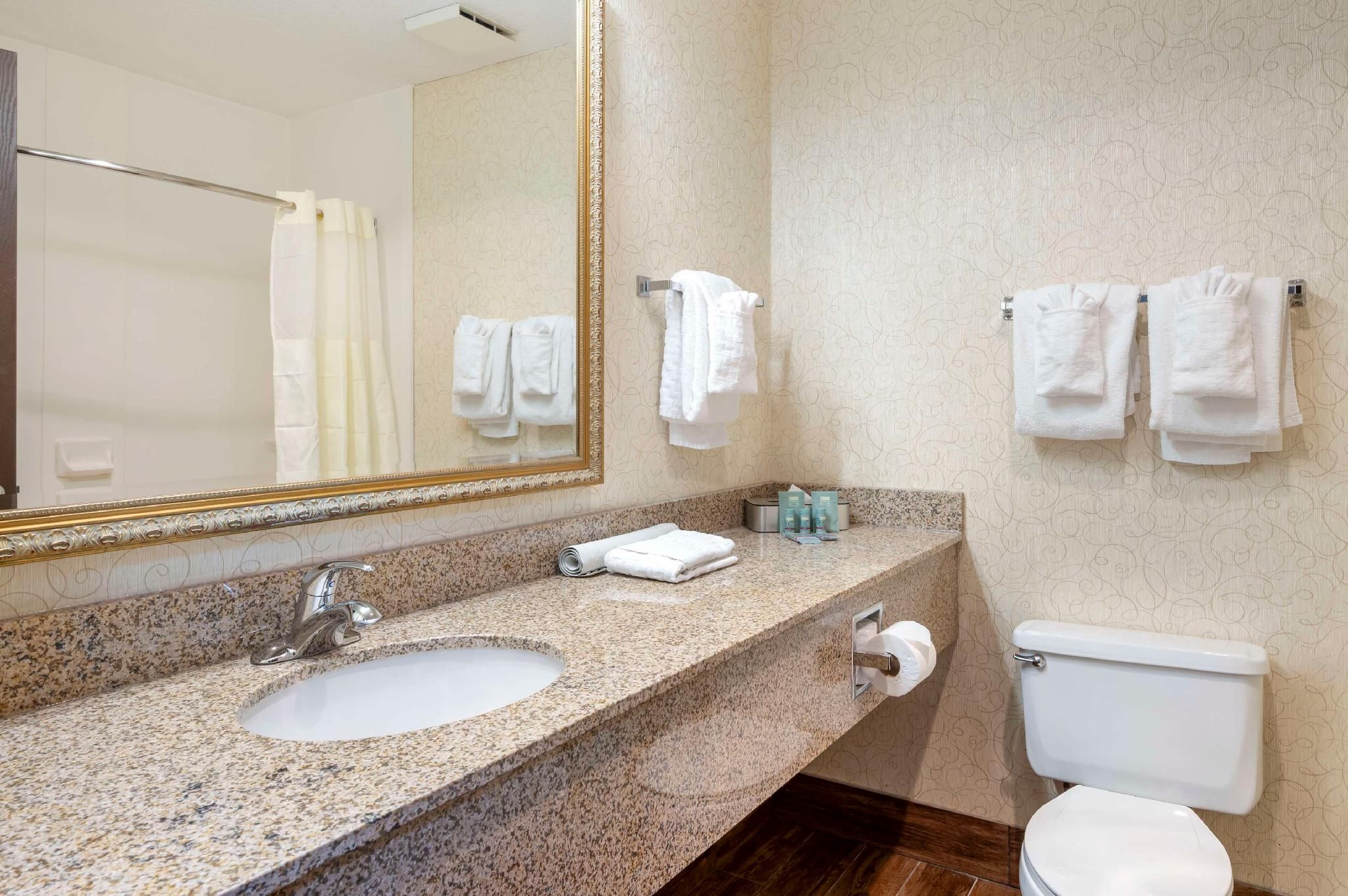 Best Western Westminster Hotel 2 double beds, nonsmoking 3