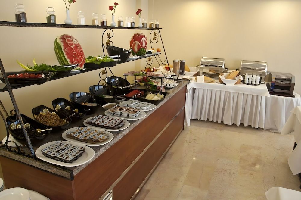 undefined Abel Hotel 6