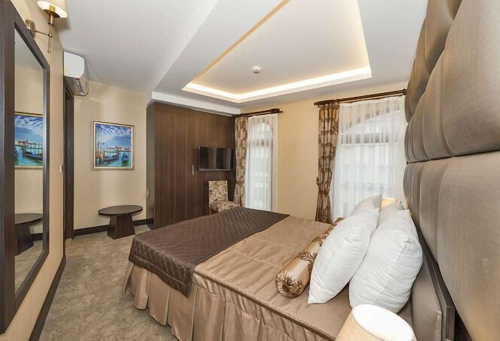 Romeo Hotel Standard Single Room 4