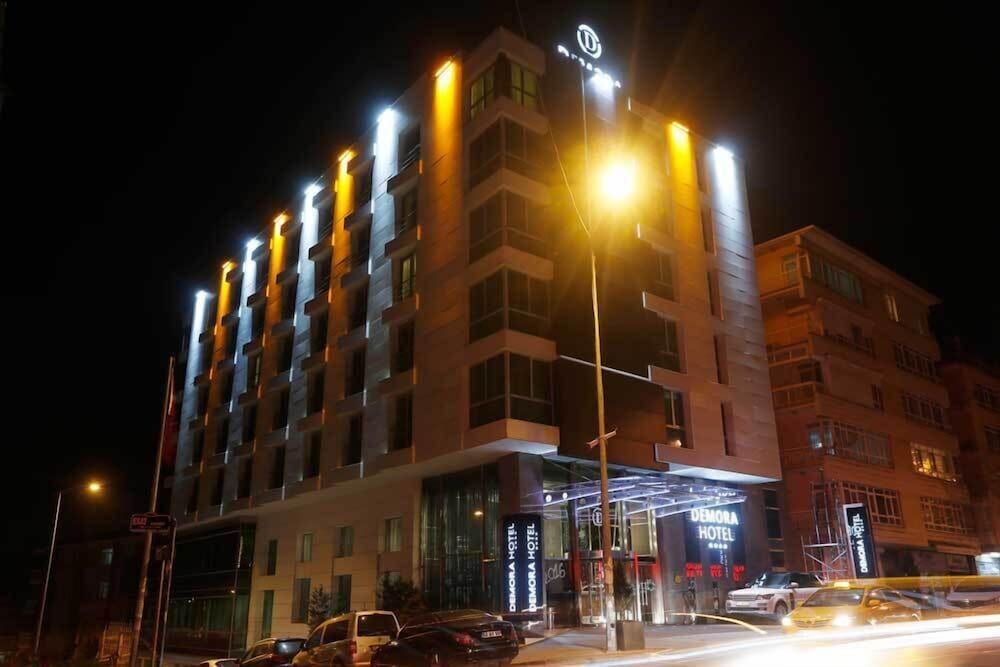 undefined Demora Hotel 4