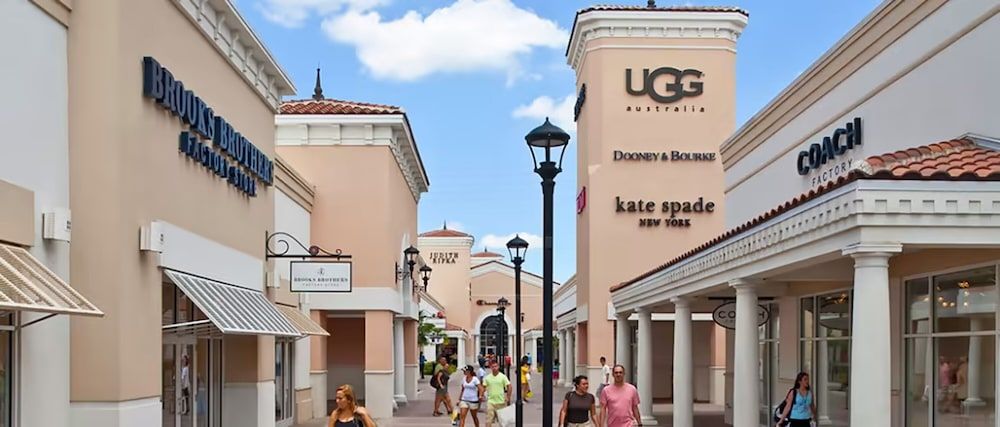 undefined Four Points by Sheraton Orlando International Drive 5