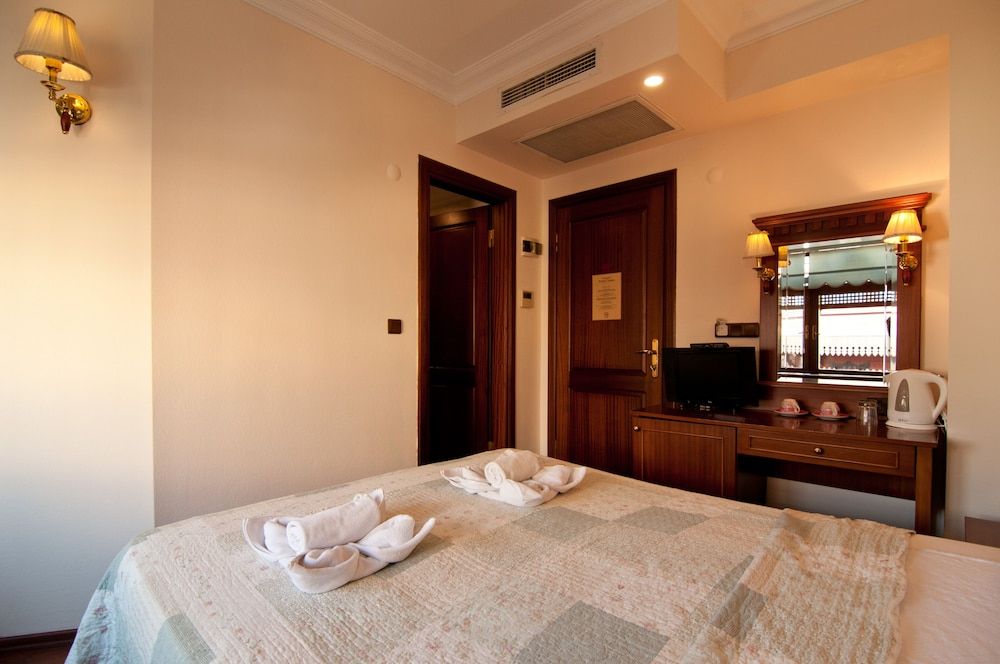 undefined Emine Sultan Hotel 10