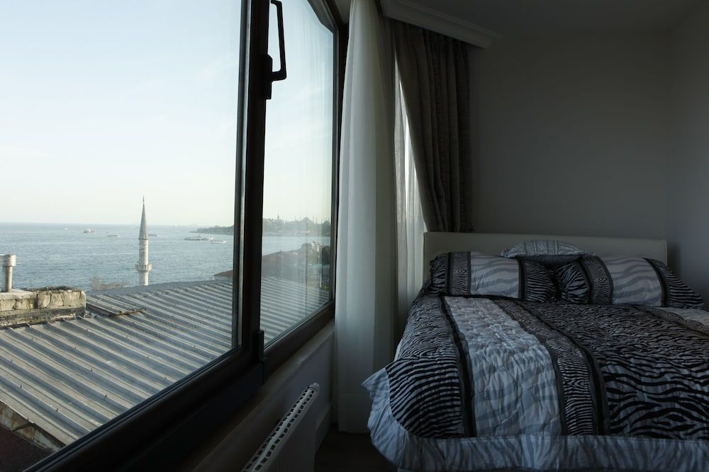 undefined Molton Kabatas Hotel 2