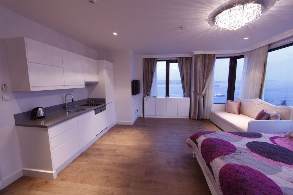 undefined Molton Kabatas Hotel 10