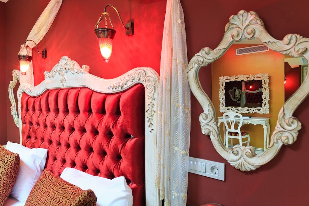 Elegance Residence Deluxe Suite 10