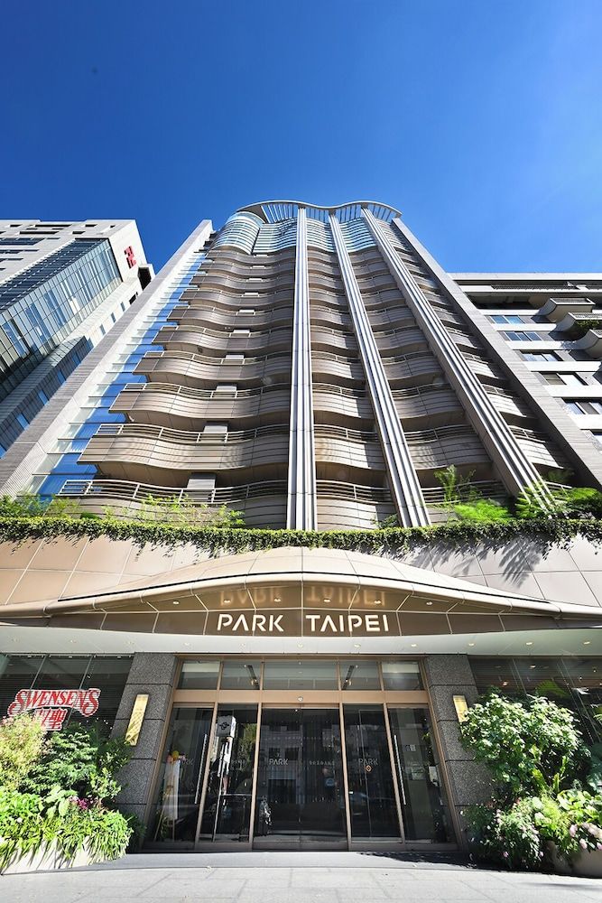 undefined Park Taipei Hotel 8