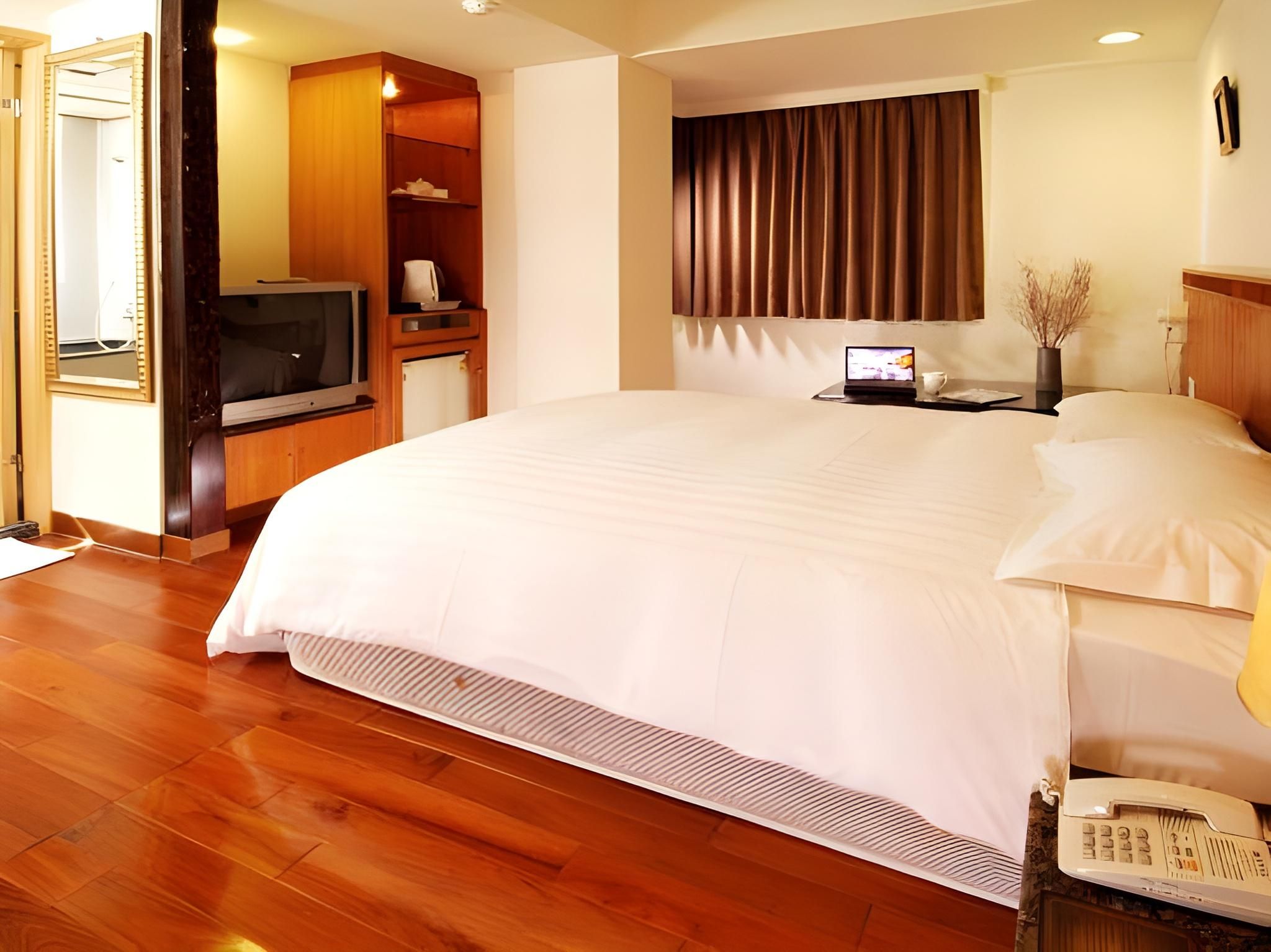 Standard - 1 Bed Double Non-Smoking