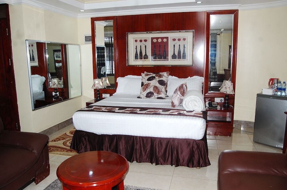 undefined Don Suite Hotel 10
