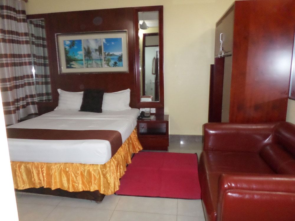 Don Suite Hotel Deluxe Double Room 3