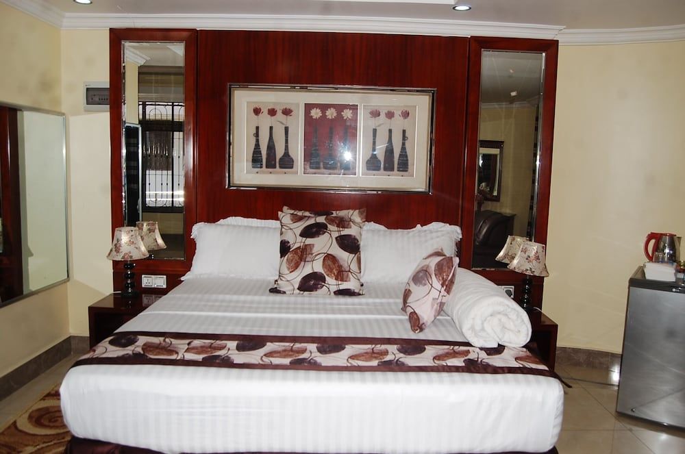 Don Suite Hotel Deluxe Double Room 4