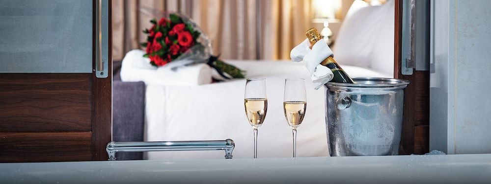 Pivot Hotel Montecasino Suite 4