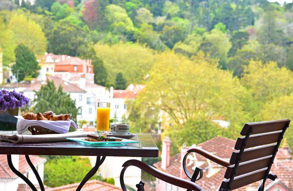 NH Sintra Centro Superior Room, Valley View (Extra Bed 3 adults) 2