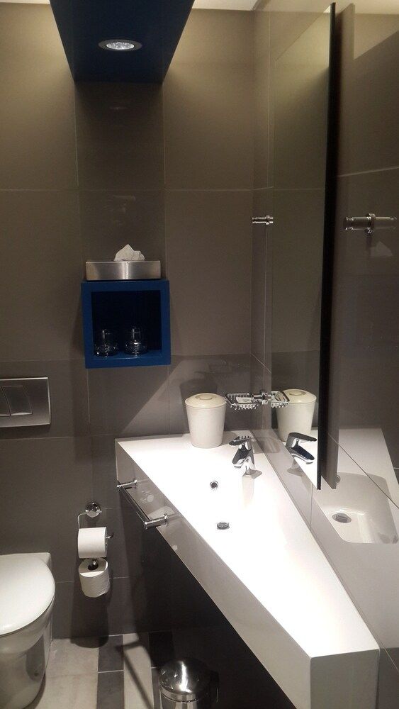 undefined Garden Court Milpark 9