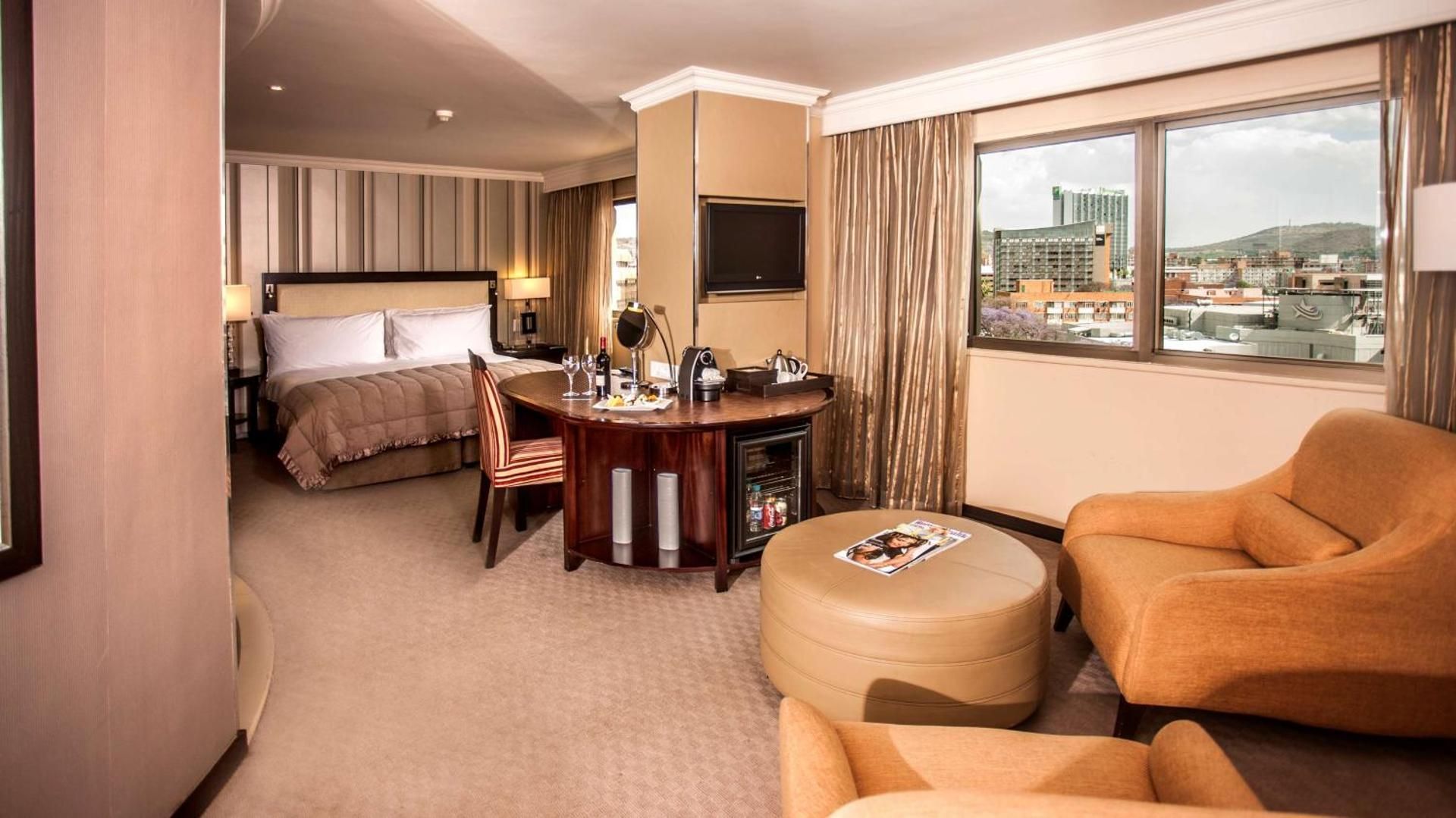 Executive Suite, Smoking Allowed