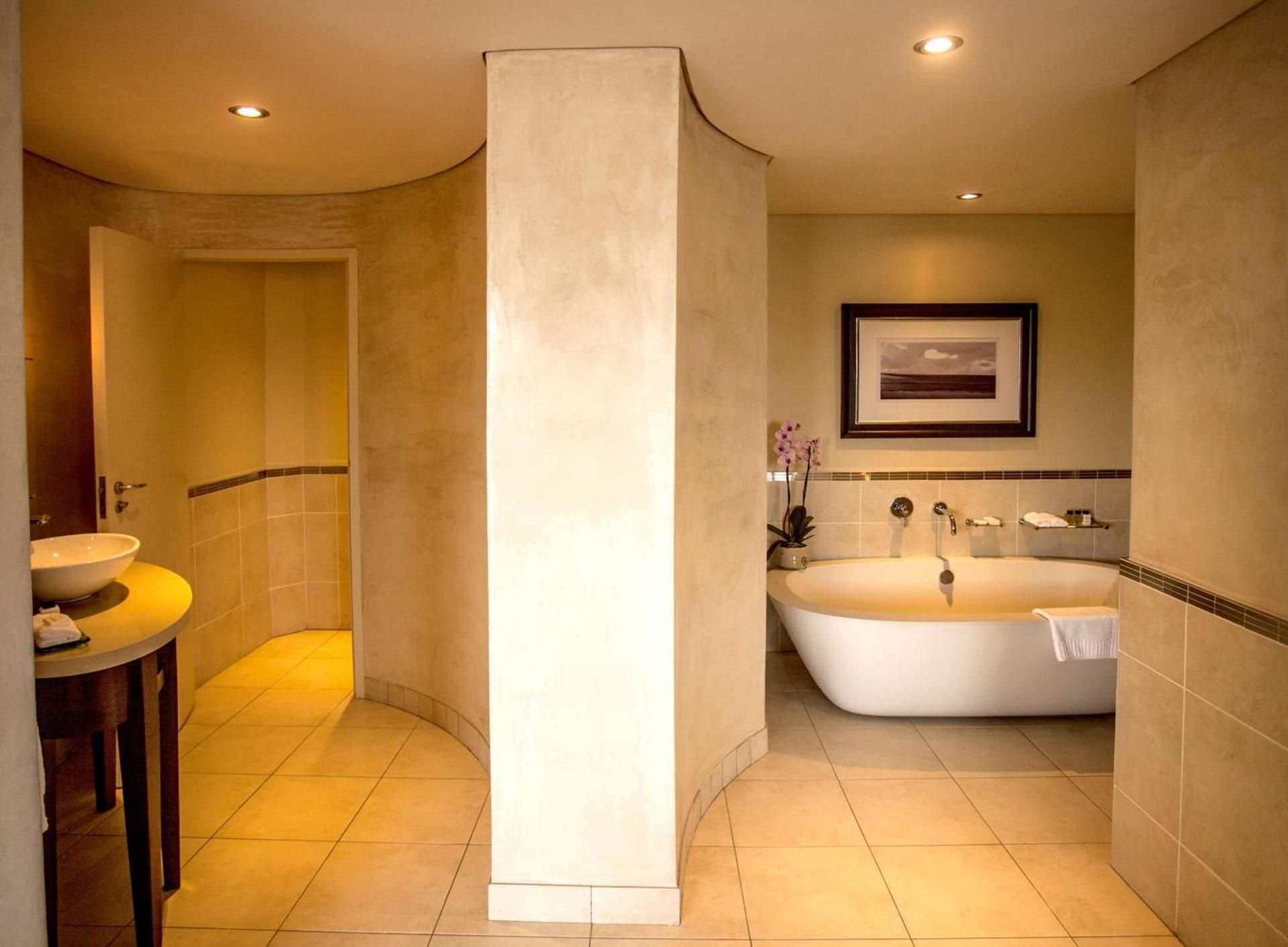 Executive Suite, Smoking Allowed
