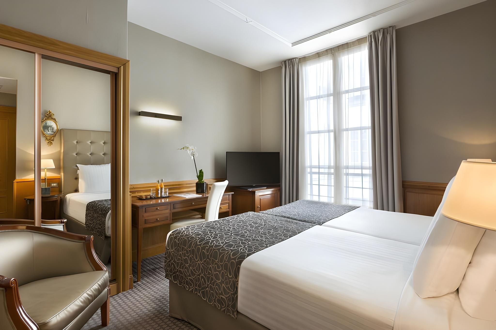 Melia Paris Vendôme Standard Double Room