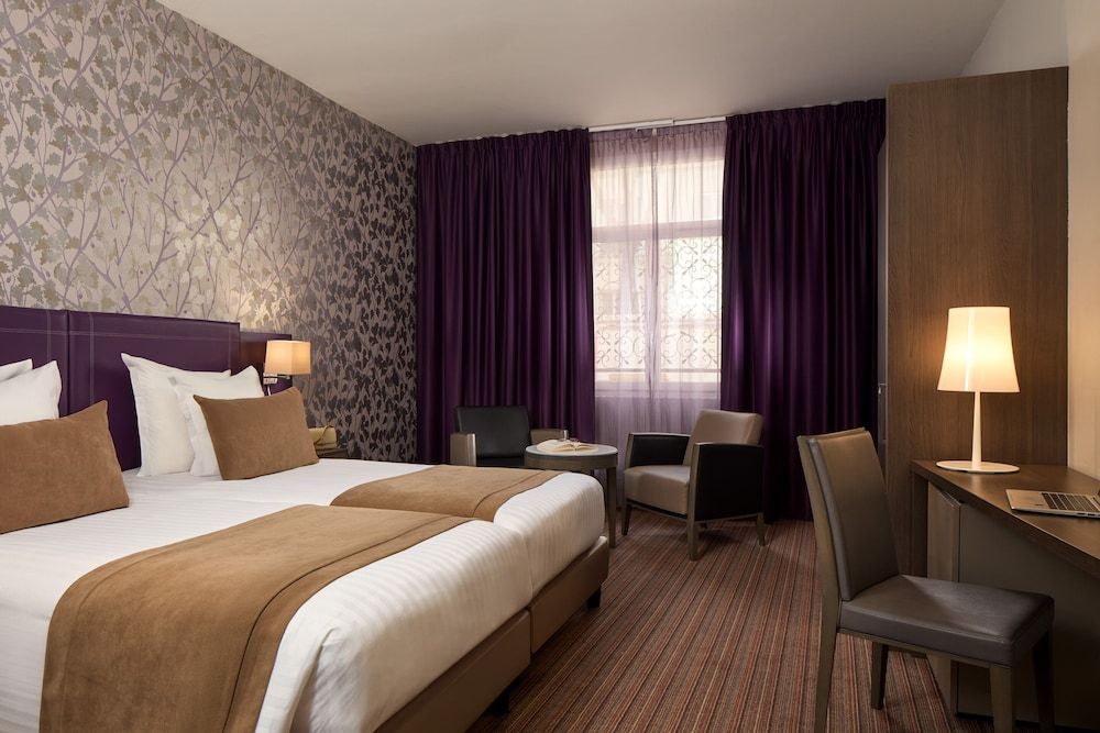 undefined Timhotel Opera Blanche Fontaine 2