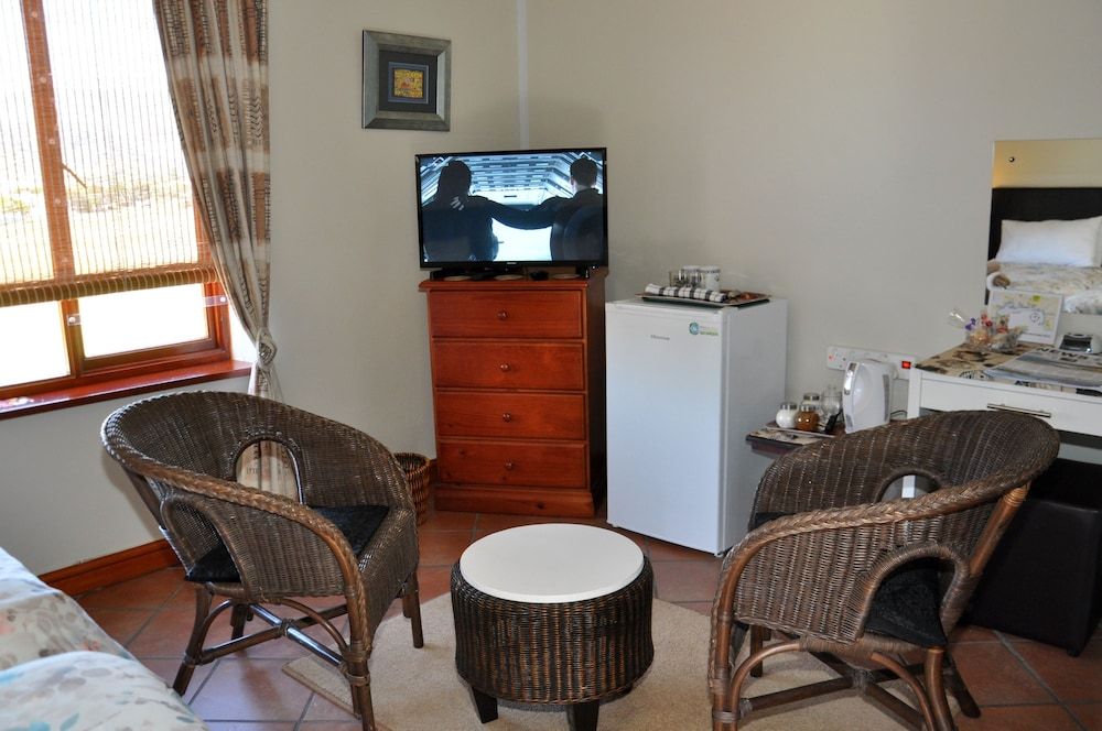 undefined Hermanus AT HOME 8