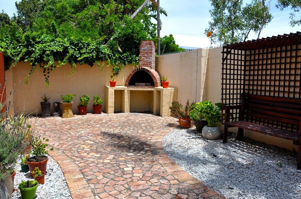 undefined Hermanus AT HOME 9