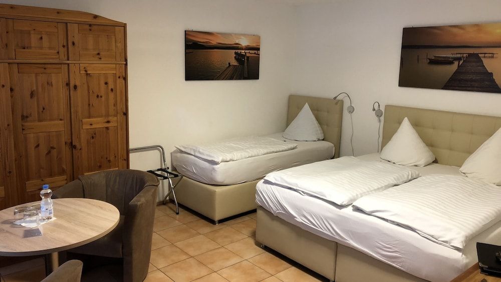 Hotel Zierow Triple Room 2