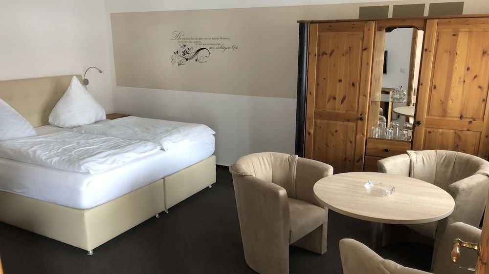 Hotel Zierow Triple Room