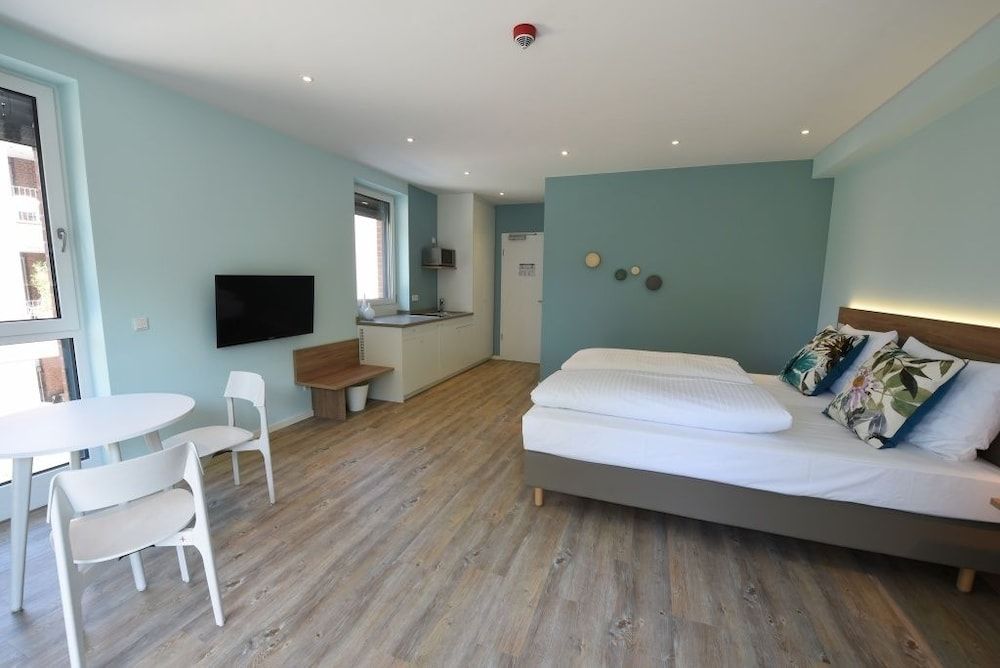 Steverbett Hotel Apartment, 1 Bedroom, Balcony, River View (Kitchenette) 2