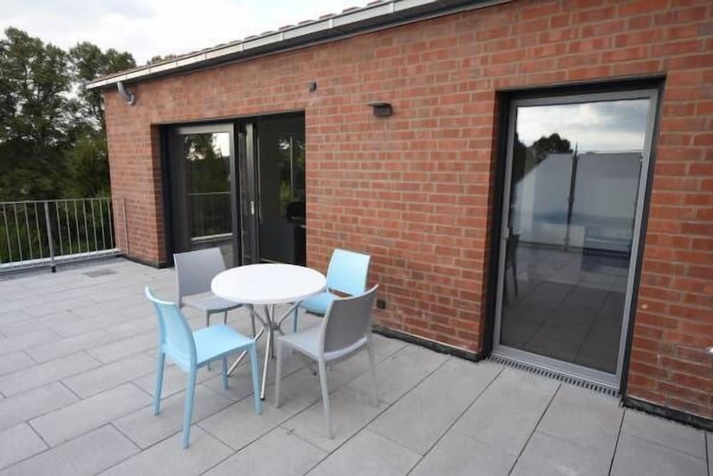 Steverbett Hotel Penthouse, 2 Bedrooms, Terrace, River View (Kitchen) 4