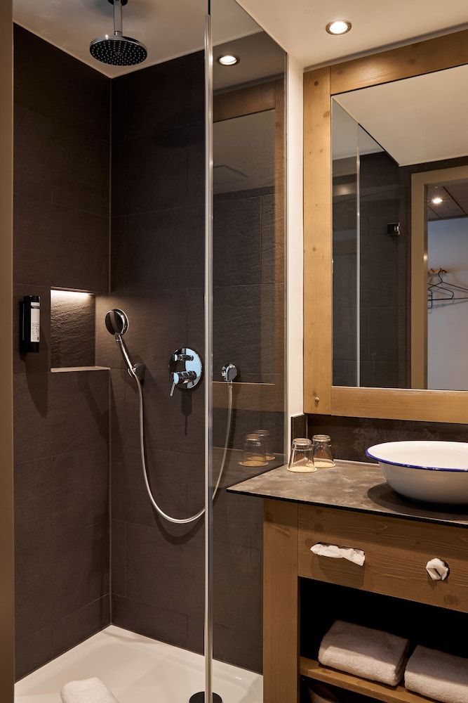 Cocoon Hauptbahnhof Standard Double Room (Cosy Alm) 9