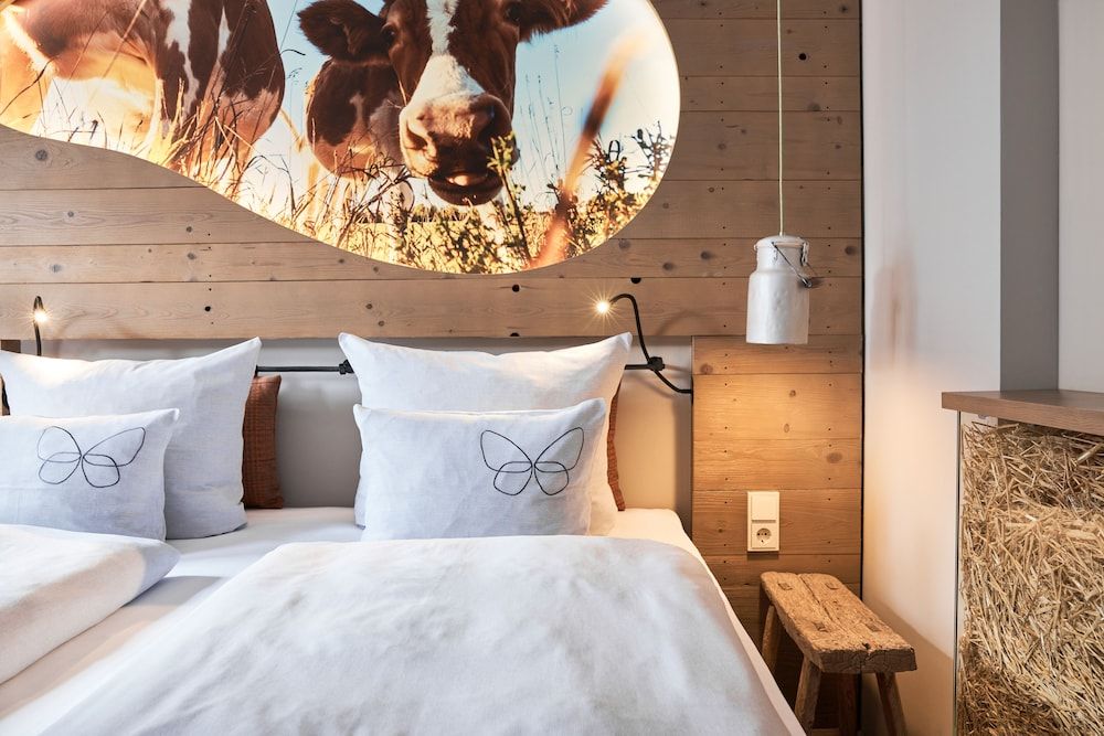 undefined Cocoon Hauptbahnhof 4