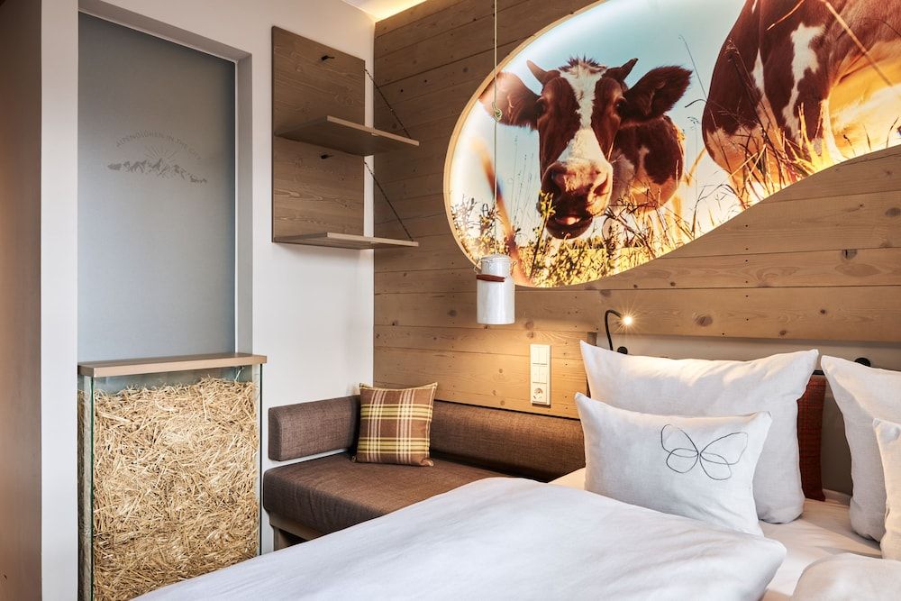 Cocoon Hauptbahnhof Standard Double Room (Cosy Alm) 6