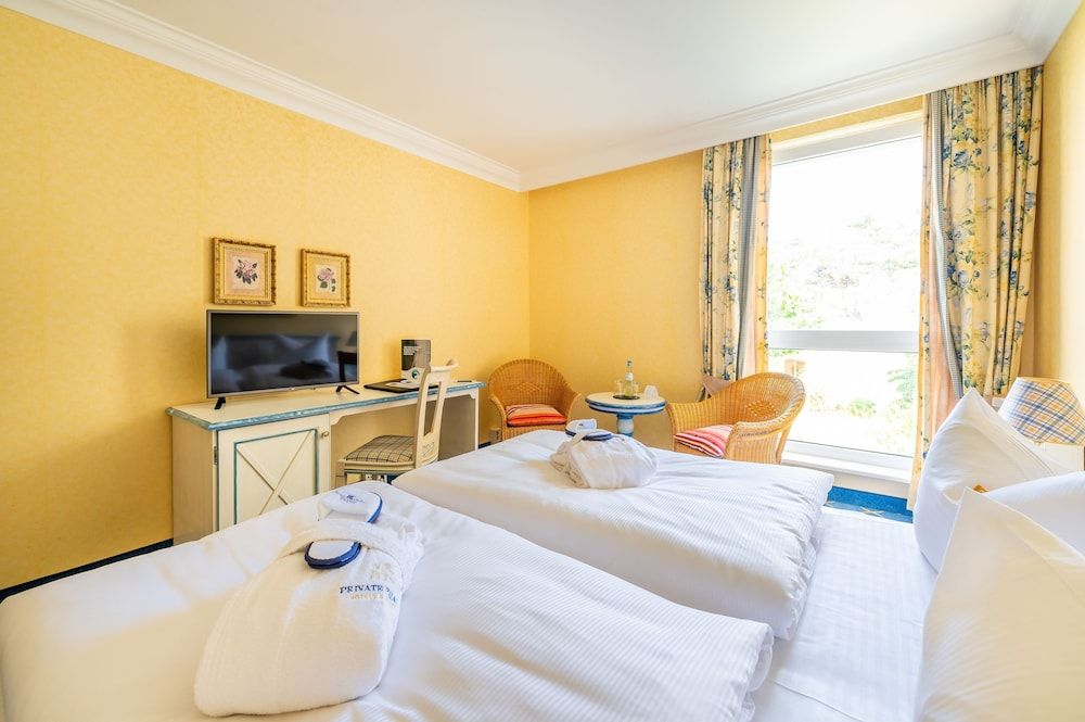 Comfort Double Room, 1 Double Bed, City View (Land view)