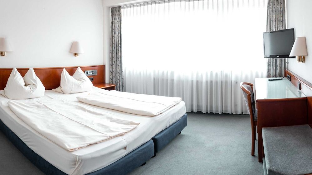 undefined Hotel Elbroich Düsseldorf 2