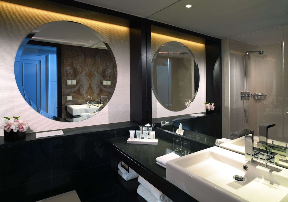 Hotel Vier Jahreszeiten Kempinski München Superior Room 5