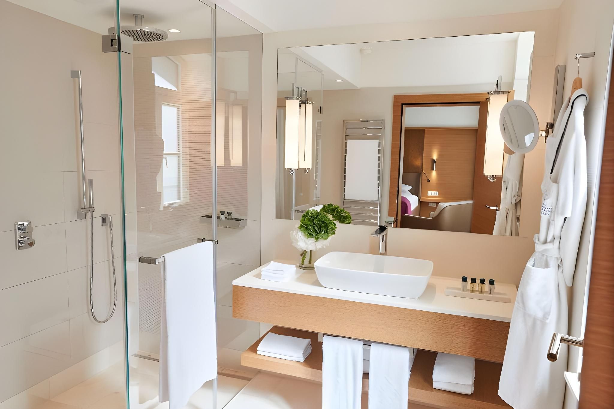 Grand Deluxe Room King