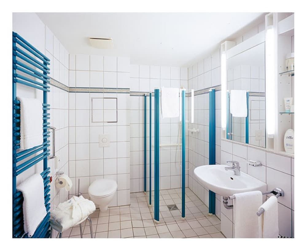 Art Hotel Aachen Superior Comfort Room 4