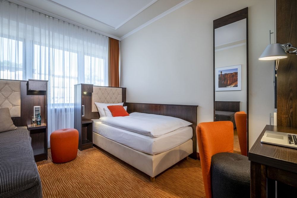 Business Single Room