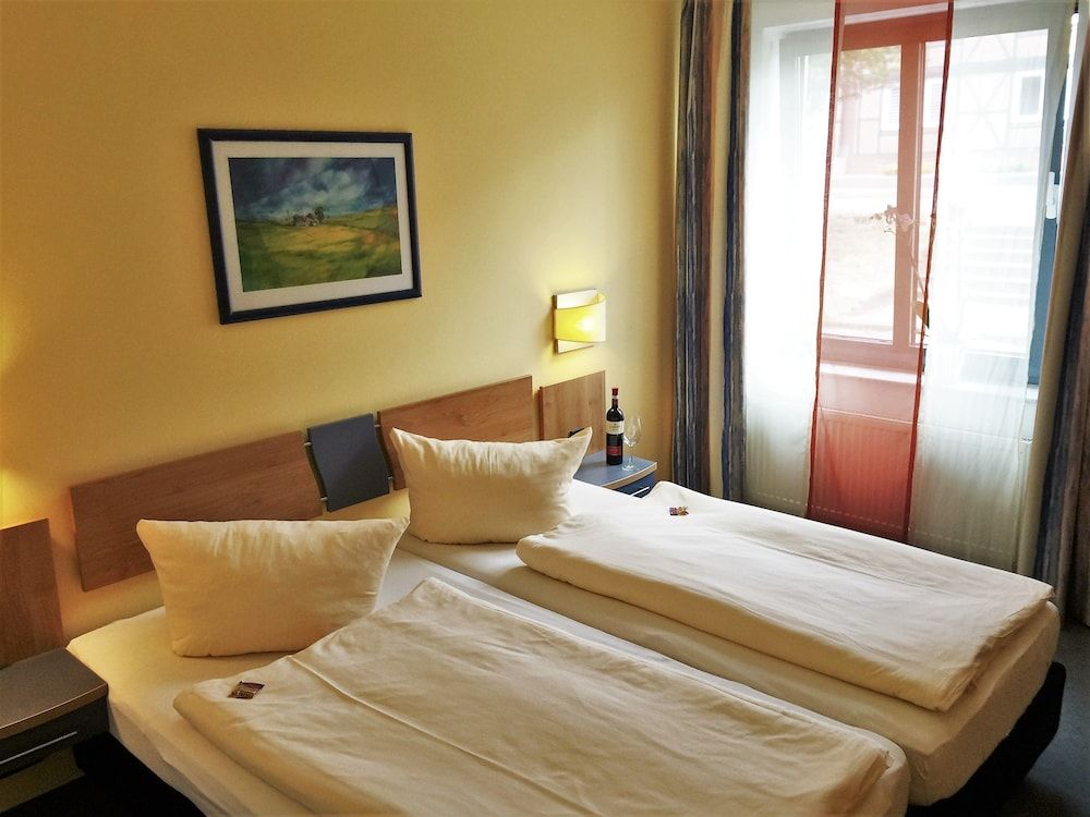 Standard Double Room (Street View)