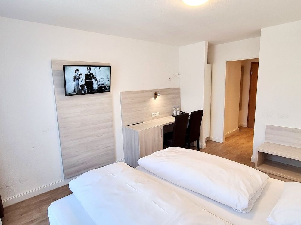 Adler Hotel Frankfurt Double Room, 1 Double Bed 2