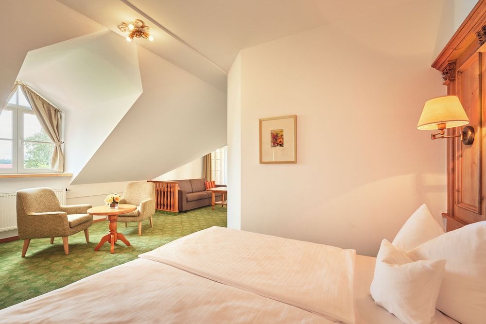 Glasl's Landhotel Comfort Apartment, 1 King Bed, Balcony, Garden View (Single Use)