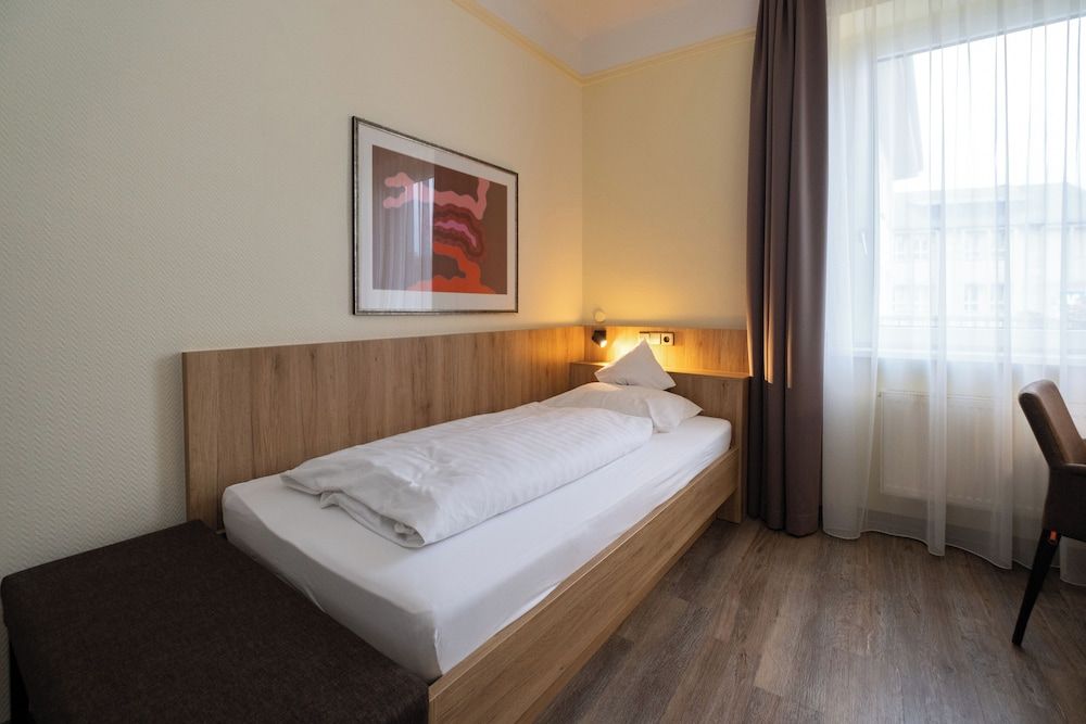 Hotel Niedersaechsischer Hof Standard Single Room 2