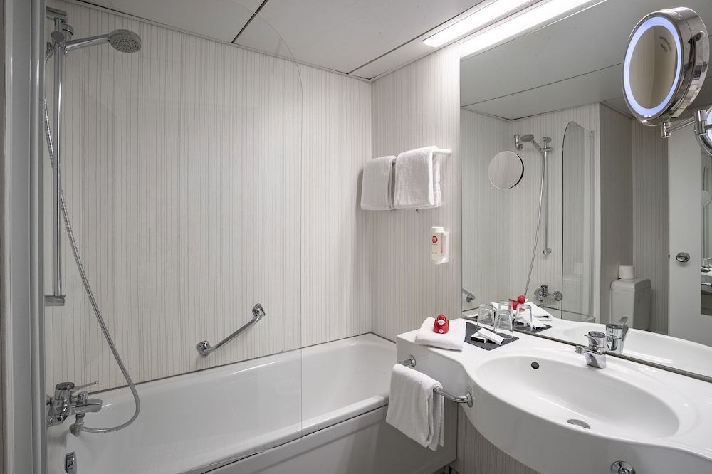 ACHAT Hotel Monschau Economy Triple Room 2