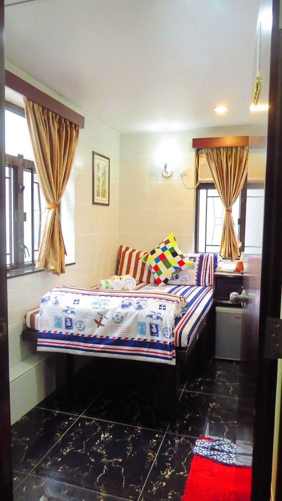 Dhillon Hotel - Hostel Double Room 9