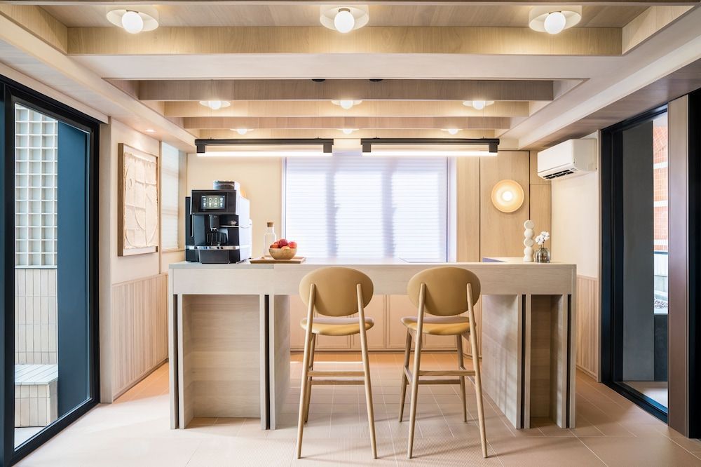 undefined Ying’nFlo, Hong Kong, Wan Chai by Langham Hospitality Group 6