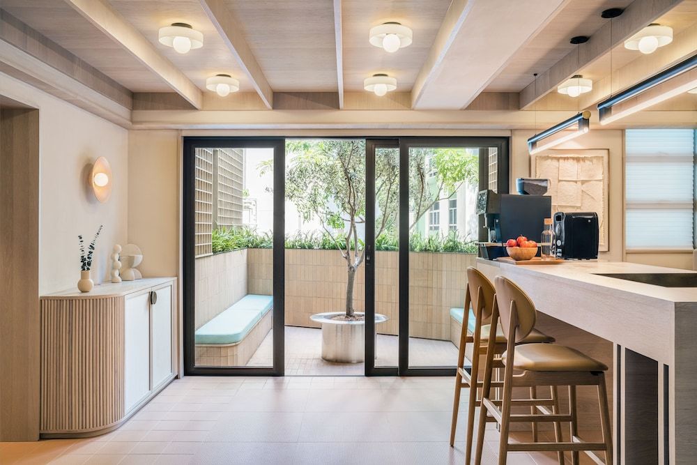 undefined Ying’nFlo, Hong Kong, Wan Chai by Langham Hospitality Group 7