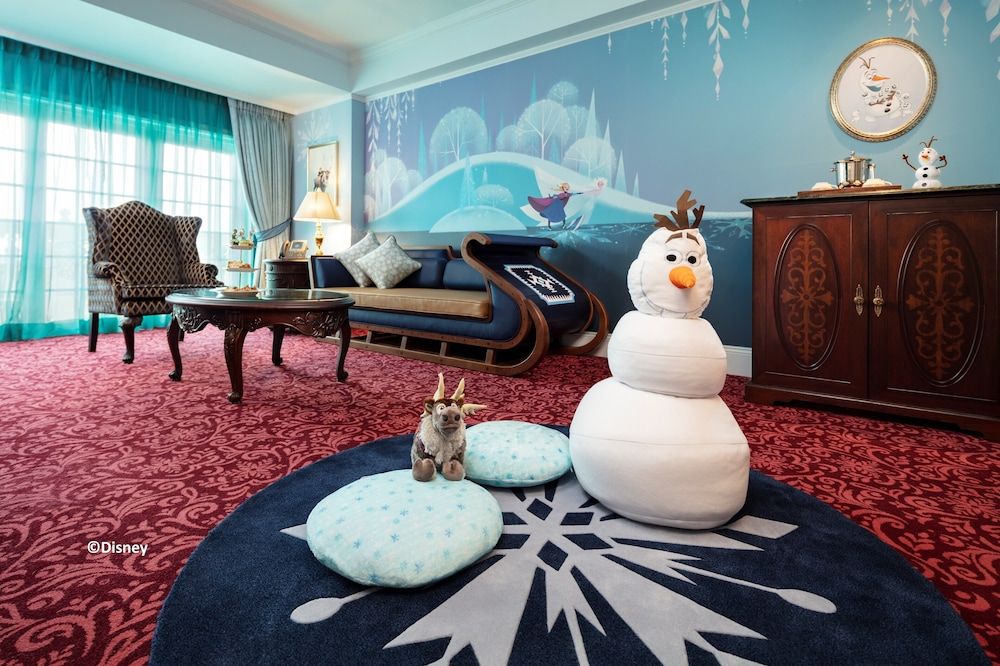 Hong Kong Disneyland Hotel Kingdom Club Frozen Suite, 2 Double Beds 4